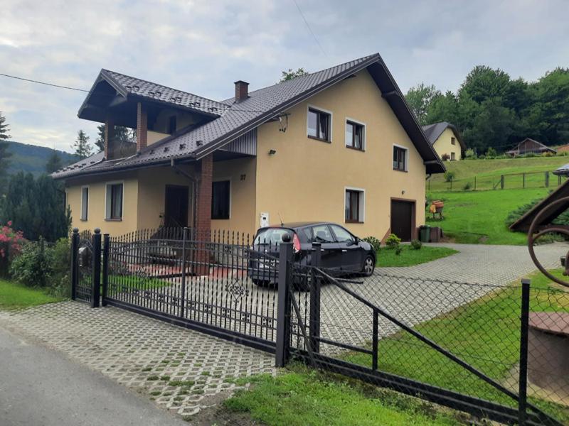 Noclegi Koziniec Bobrka المظهر الخارجي الصورة